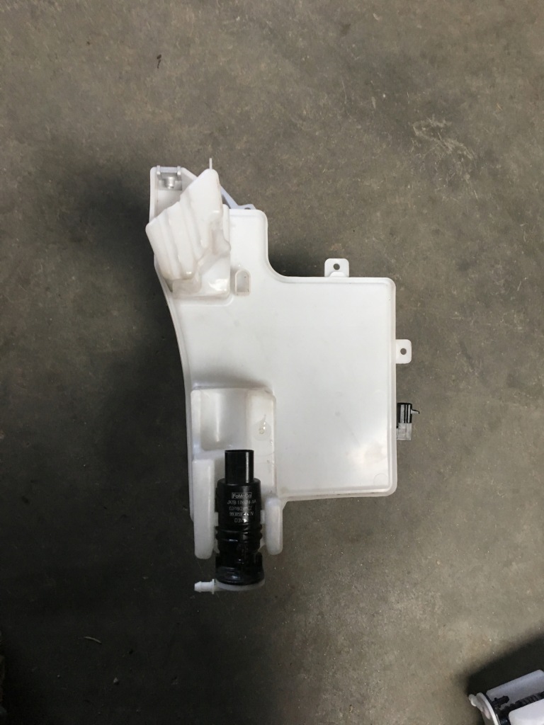 фото №2, Ford focus mk4 бачок омывателя