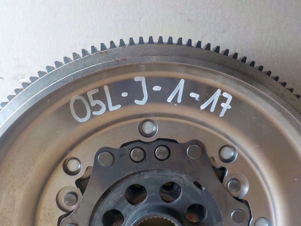 фото №4, Vw t-roc 2.0tsi колесо двухмассовый двухмассовый маховик