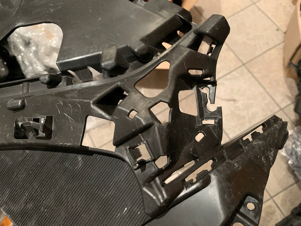 фото №4, Mazda 6 lift 18- решітка радіатора каркас