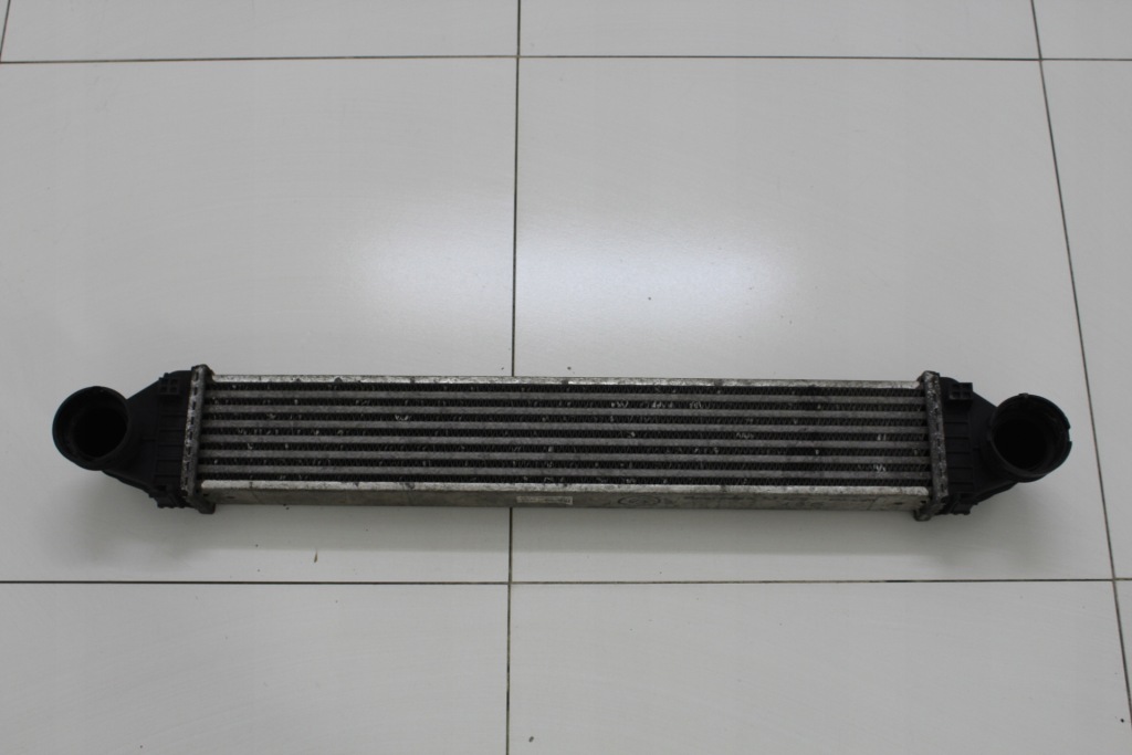 фото №1, Mercedes-benz оригінальний номер a1695000000 радіатор повітря