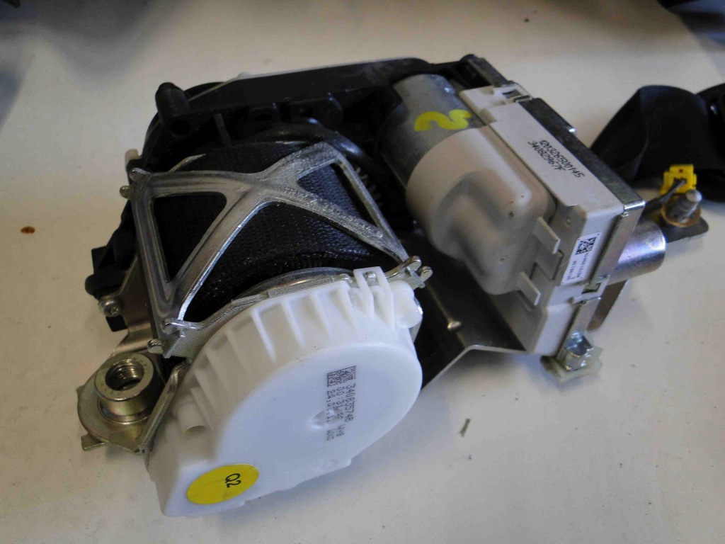 фото №4, Mercedes ml w166 ремни безопасности задние 166