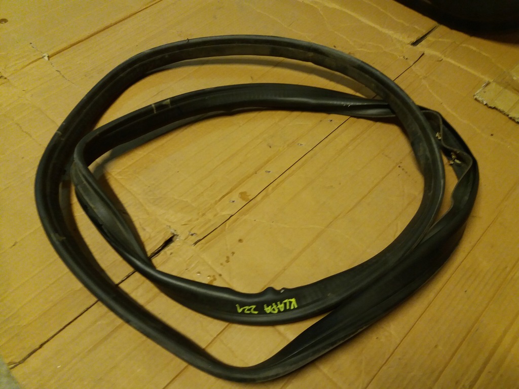 фото №1, Прокладка багажника mercedes w221 s-klasa