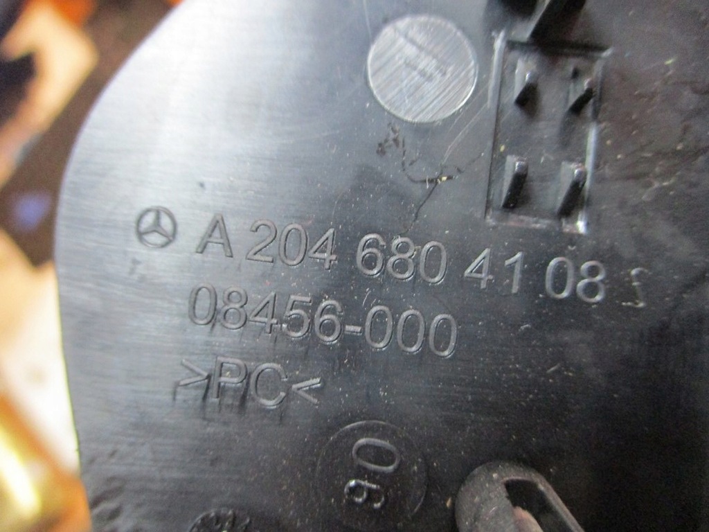 фото №2, Консоли рамка mercedes glk a2046804108