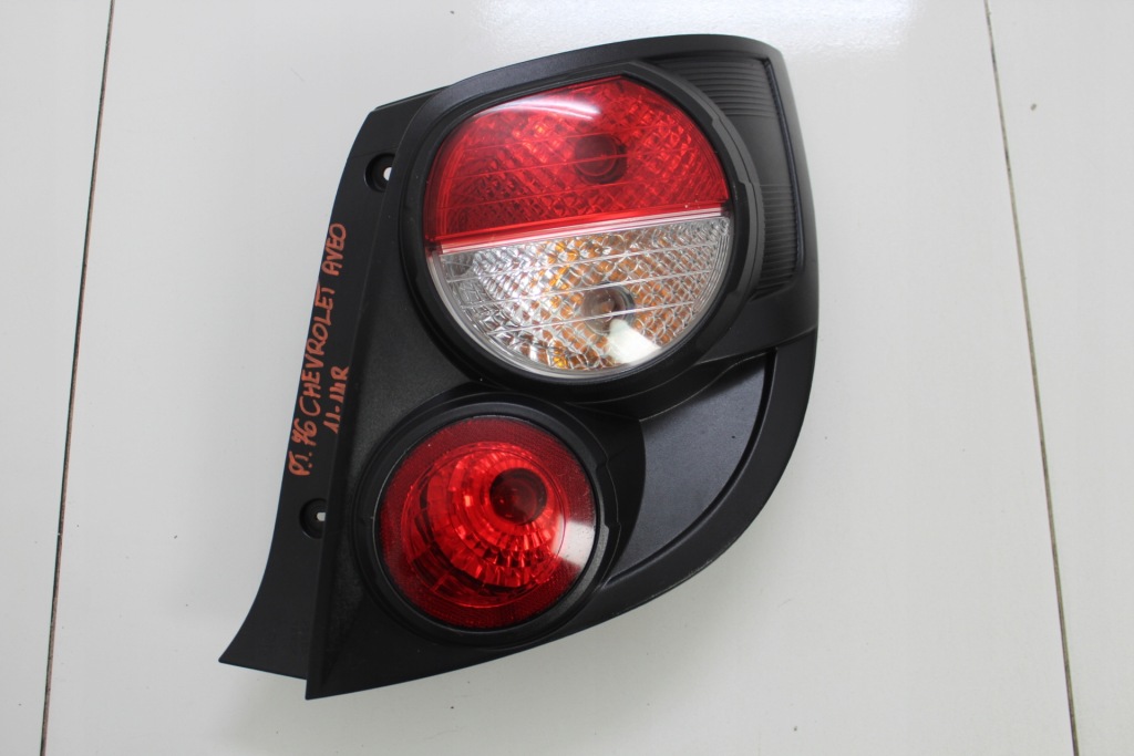 фото №1, Лампа правий задня chevrolet aveo t300 11-14r