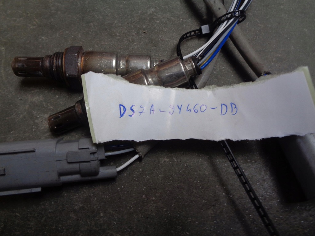 фото №2, Ford датчик лямбда-зонд ds7a-9y460-db оригинал !!