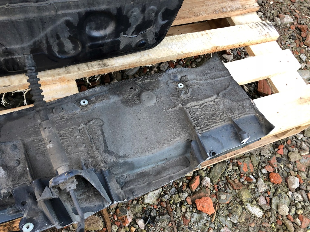 фото №7, Лонжерон права bmw f13