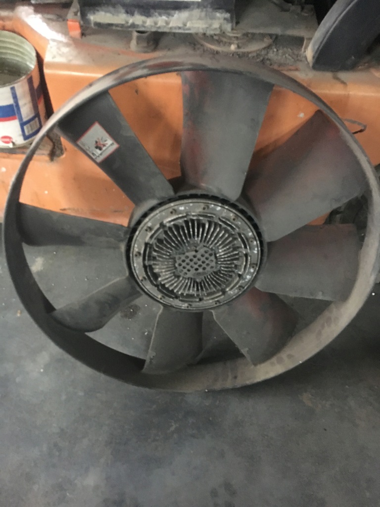 фото №1, Mercedes 1922 вязкостная муфта вентилятор