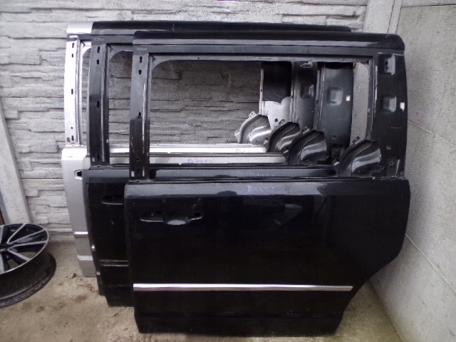 фото №1, Chrysler lancia caravan voyager двері ліва задні