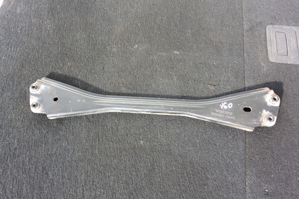 фото №1, Балка кронштейн підвіска volvo s60 v60 ii lift