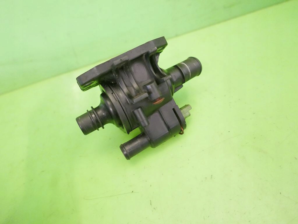 фото №7, Корпус патрубок термостата peugeot bipper i 1.4hdi