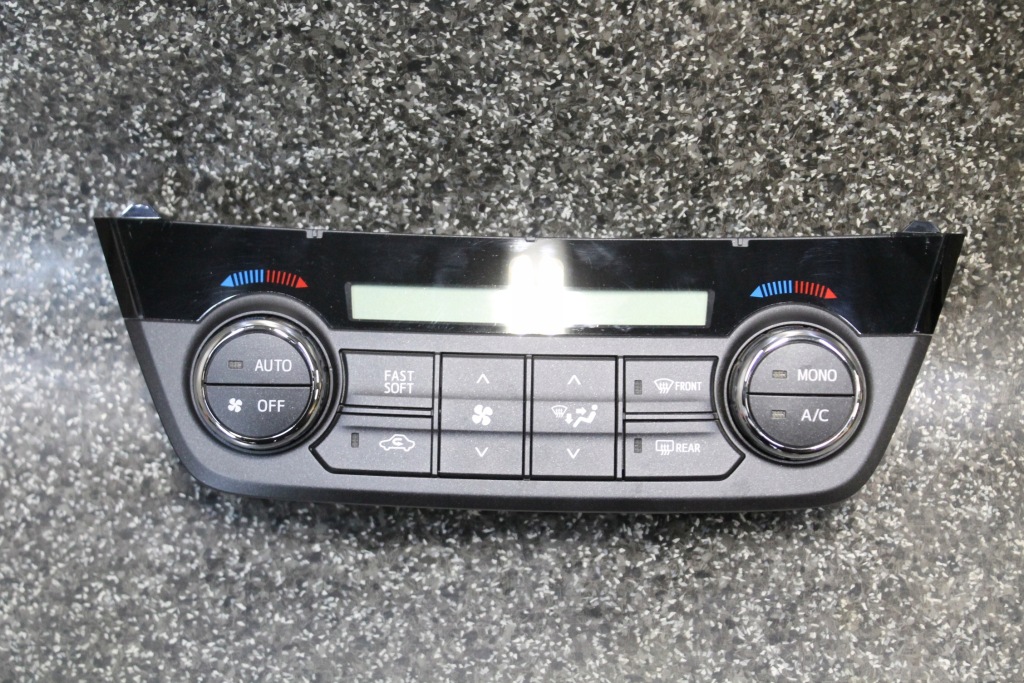 фото №1, Rav4 iv 2.5 hybrid 16-18 lift панель кондиционера