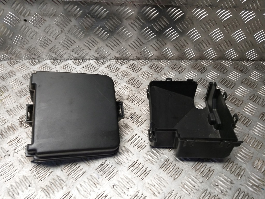 фото №1, Корпус запобіжників hyundai i30 1.6 crdi