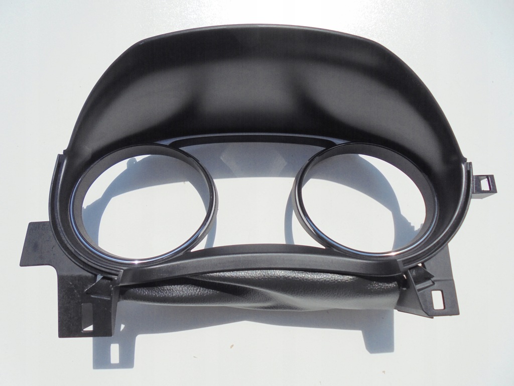 фото №1, X-trail t32 рамка защита спидометра 682404cc0a 13-19