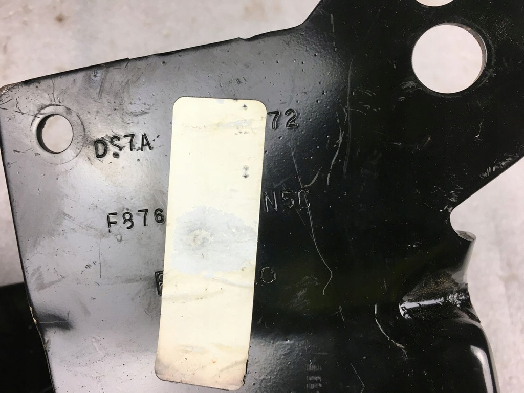 фото №5, Fusion mk5 17- кронштейн сидений задняя ds7a9660872