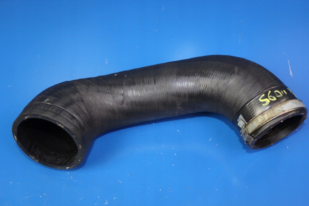 фото №1, Volvo s60 ii v60 xc60 3.0 t6 пабтрубок  воды шланг