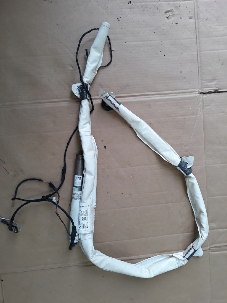 фото №1, Шторка безопасности правая bmw 3 f30