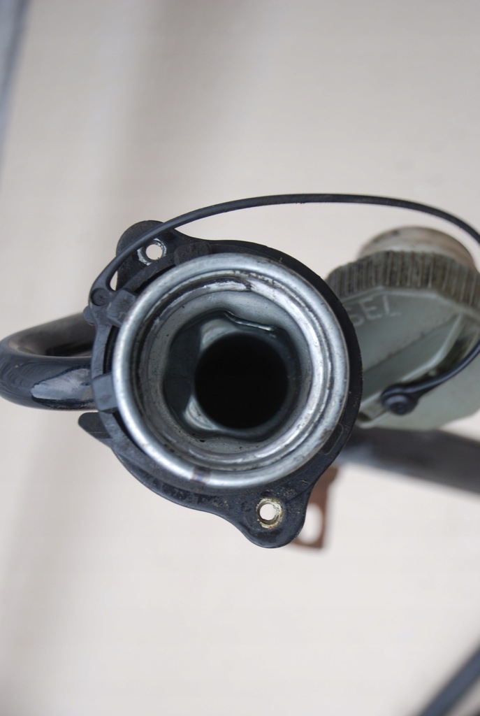 фото №4, Mazda 2 08-14 труба заливної пального