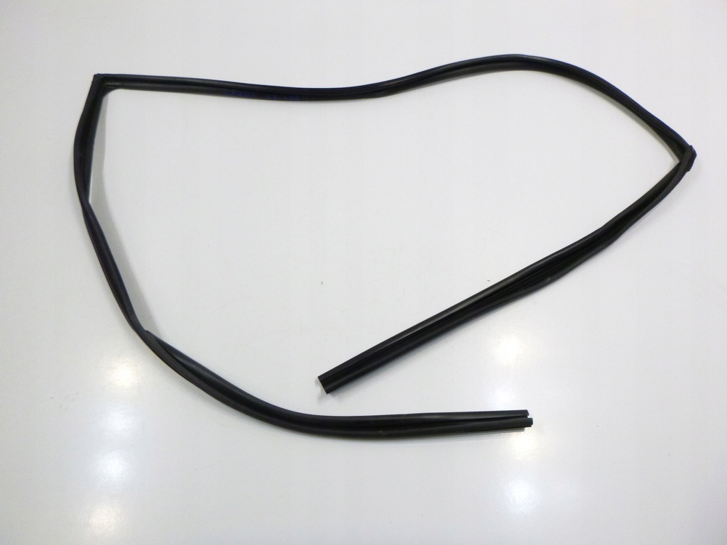 фото №1, Прокладка скло двері правий перед lexus rx400h