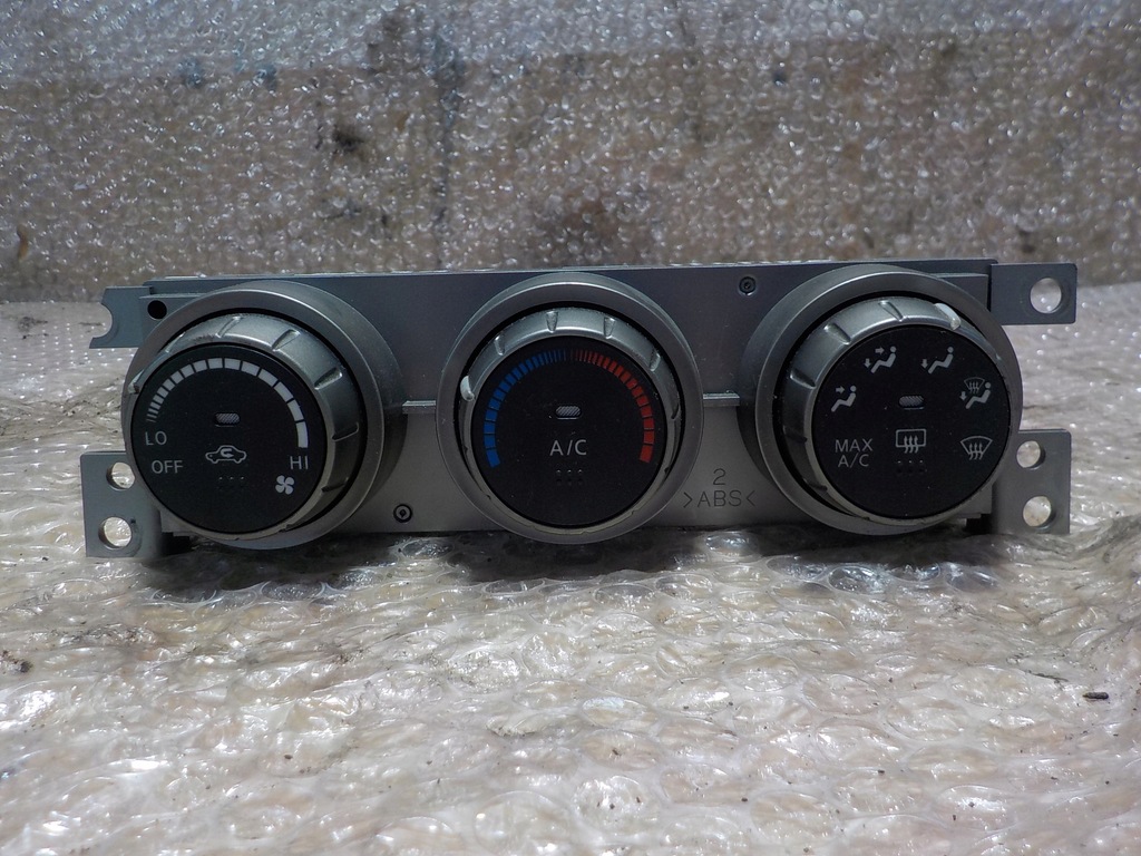 фото №1, Altima iii панель кондиционера