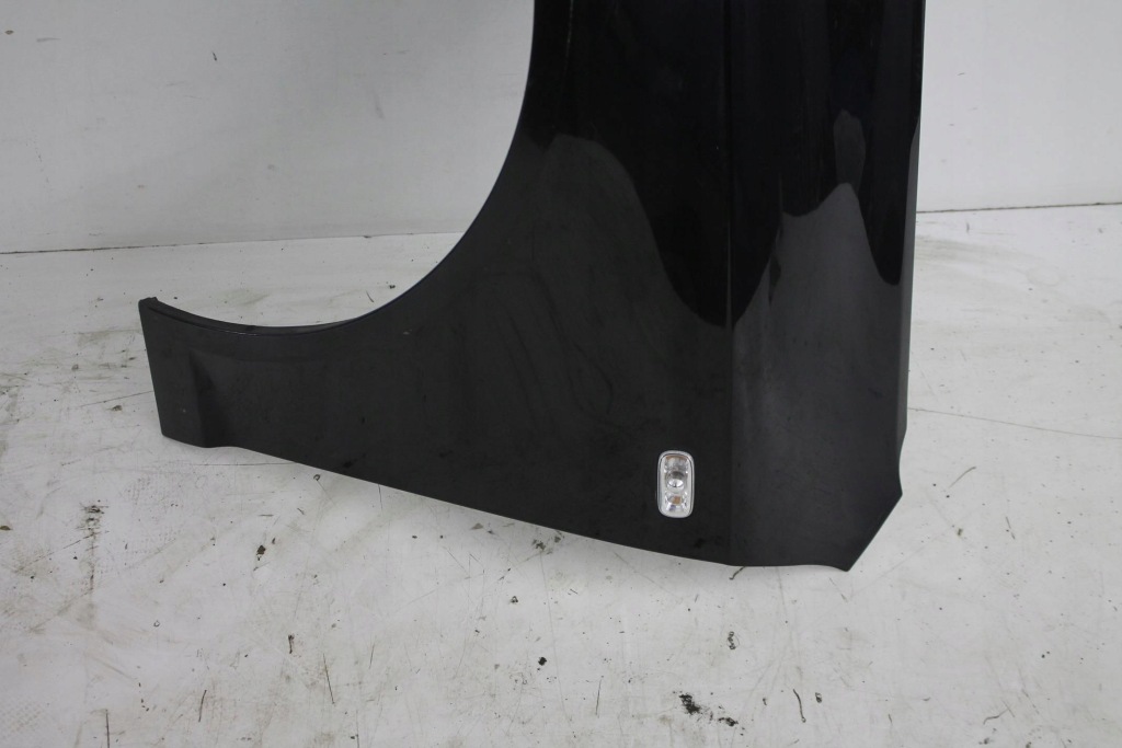 Крило ліве перед передній audi a6 c6 kol. lz9w Зі Шроту