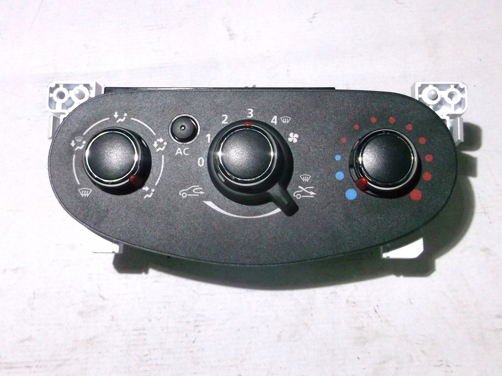 фото №1, Dacia lodgy dokker панель обдув кондиционера