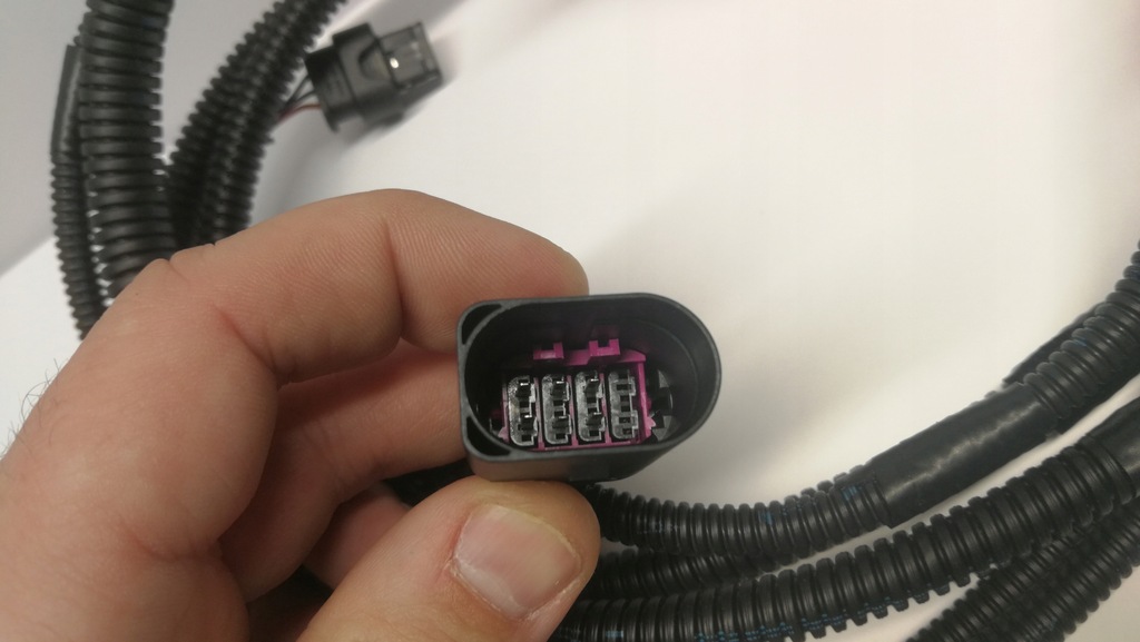 фото №7, Жгут pdc перед audi a4 b9 8w0971095 держатели