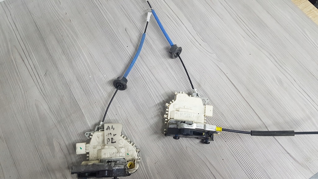 фото №6, Замок дверь правый левый перед audi a4 b8