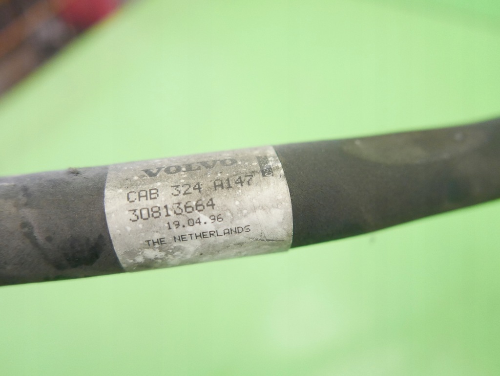 фото №7, Шланг кондиціонера 30813664 volvo s40 i 1.8 16v