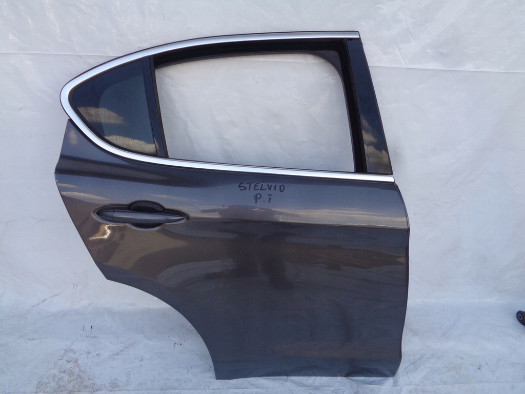 фото №1, Дверь задние правое alfa romeo stelvio