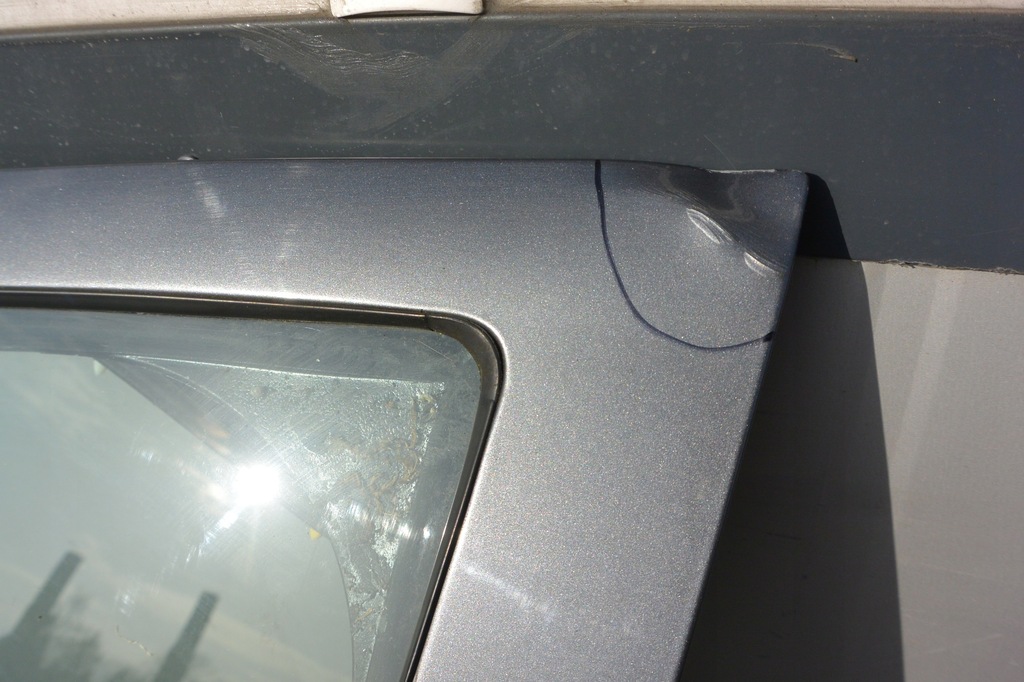 фото №10, Дверь левая перед mitsubishi colt cz 5d