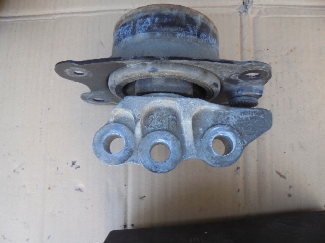 фото №1, Кронштейн кронштейн коробки передач captiva 2.2