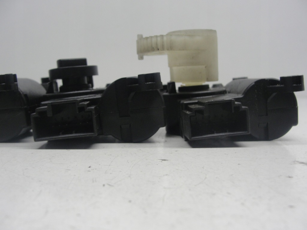 фото №5, Моторчик крышка обдув alfa romeo mito