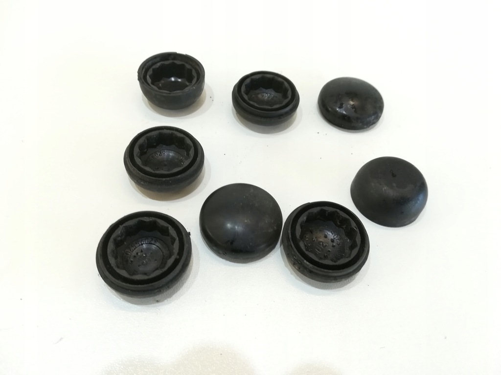 фото №1, Заглушка болти audi a8 10-