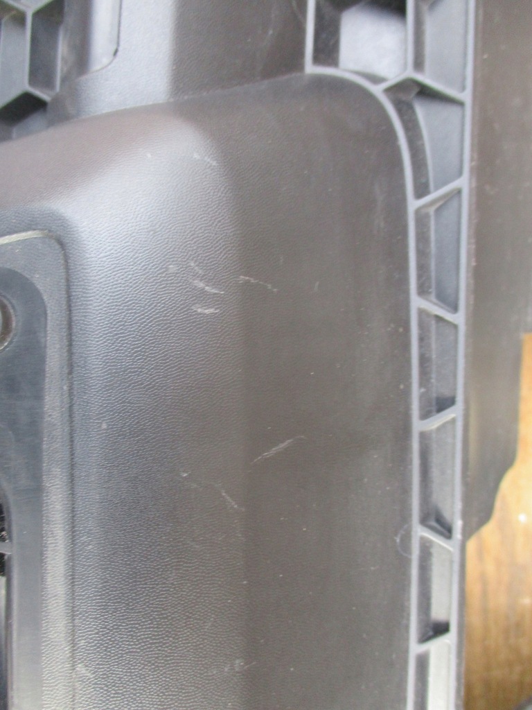 фото №2, Dacia оригинальный номер 623107634 решётка радиатора решётка радиатора sander