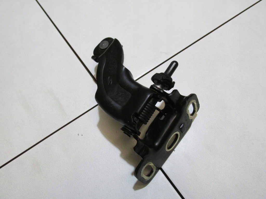 фото №3, Ролик петля кронштейн дверь задняя верхний b-max 2013 rok