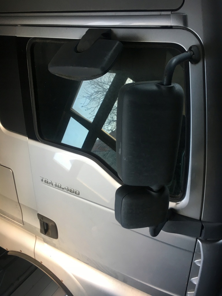 фото №1, Дверь правое полный do man tga