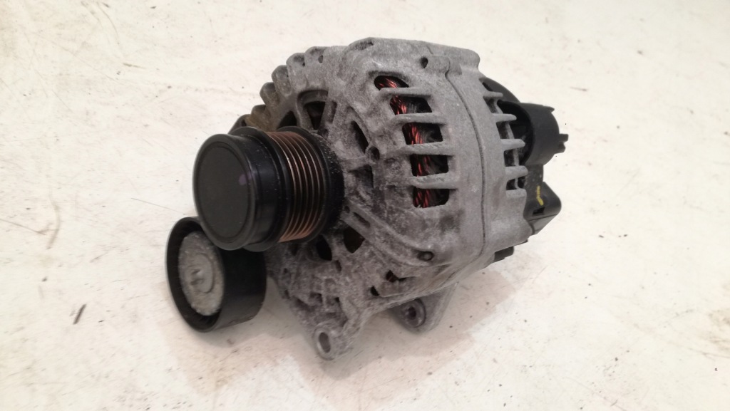 Купить Mercedes c238 2.0 cgi генератор a0009066906