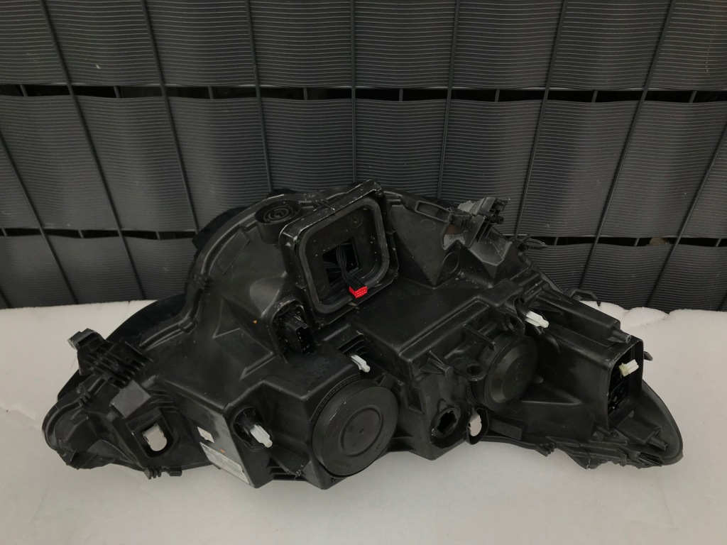 Renault megane 4 левая фара перед led 2016- Цена