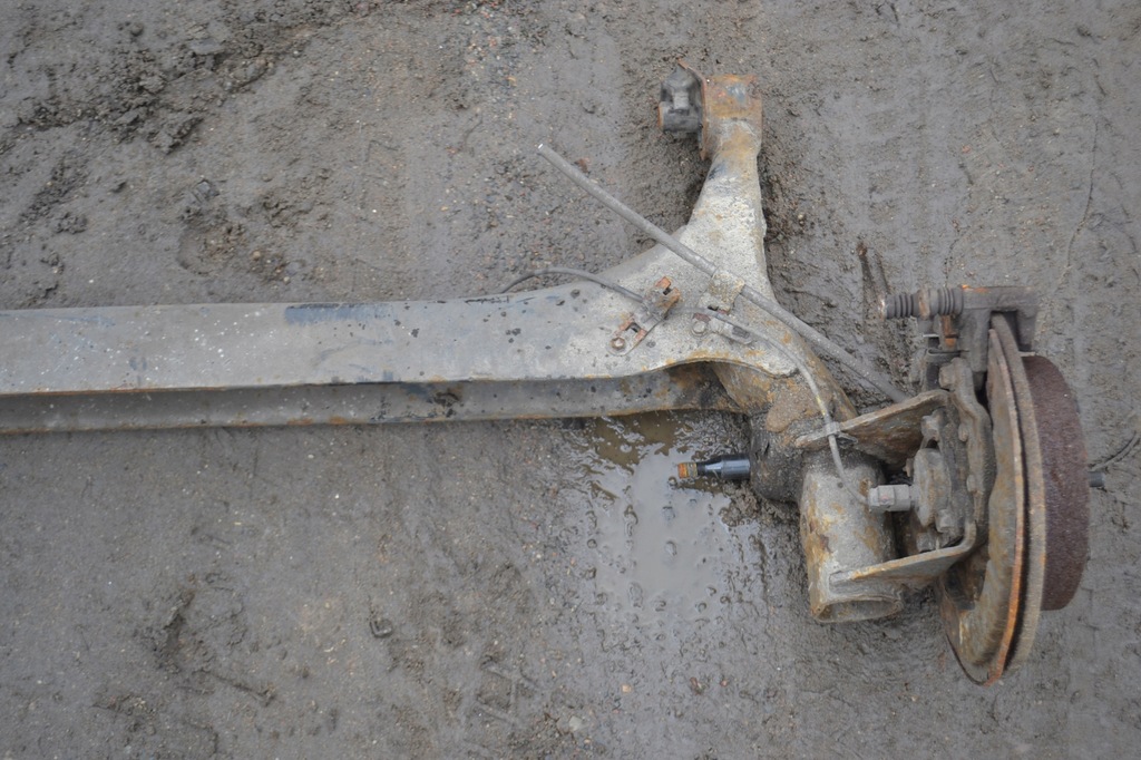 фото №4, Балка oś подвеска задняя toyota corolla verso ii