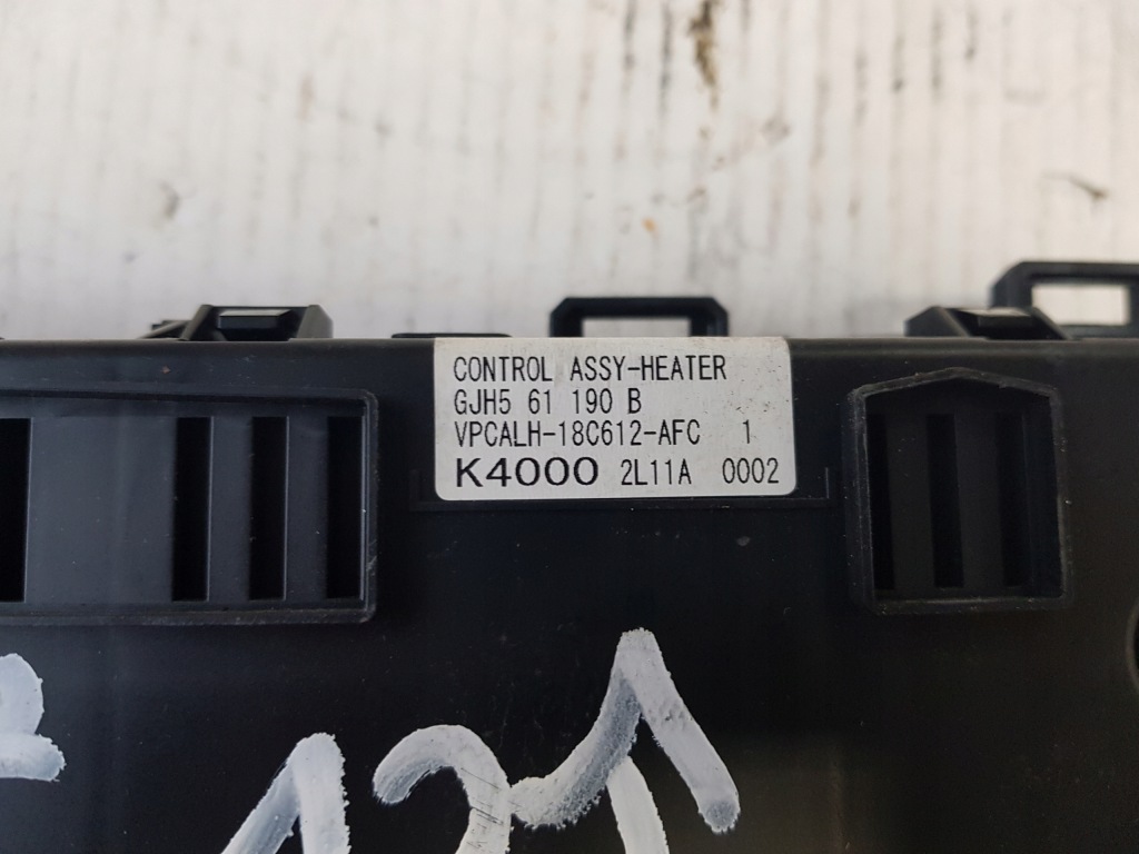 фото №3, Панель обдув кондиционера mazda 6 iii 2015 rok