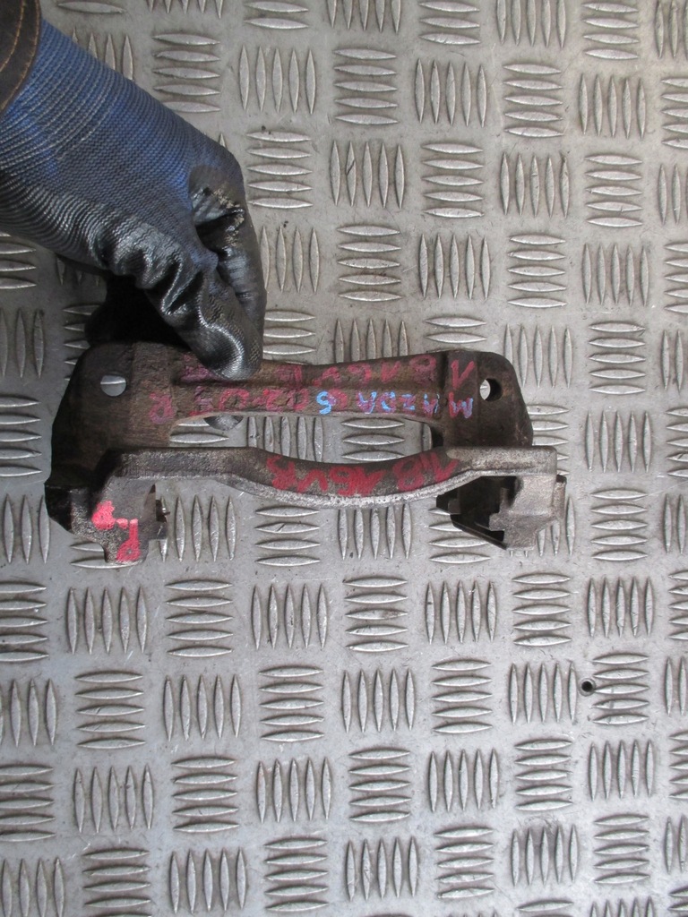 фото №14, Скоба перед mazda 6 02-05r 1.8b