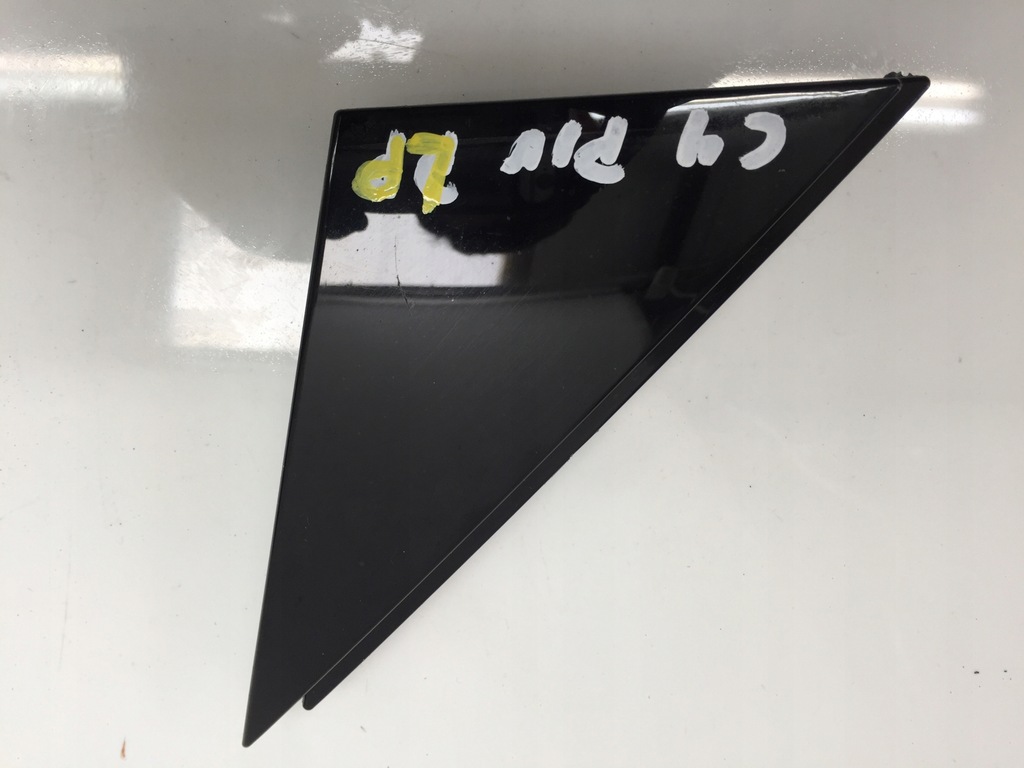 фото №1, Citroen c4 picasso ii треугольник заглушка левая 9677410880