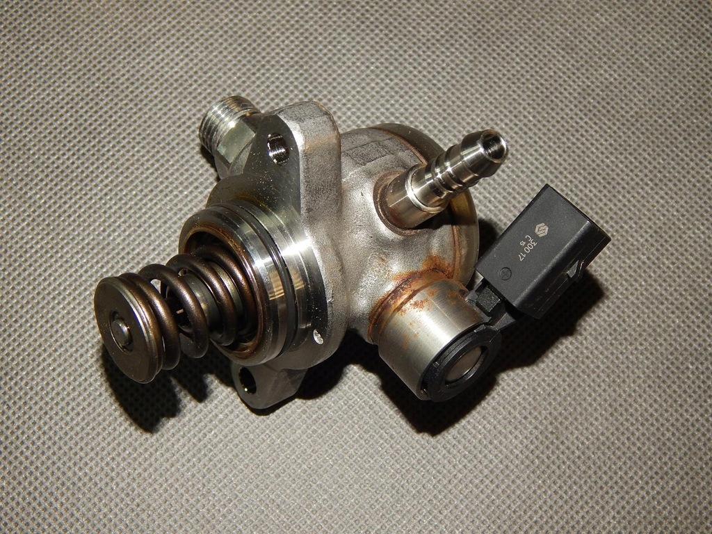 фото №1, Skoda rapid 1.0 tsi насос пального 04e127027l