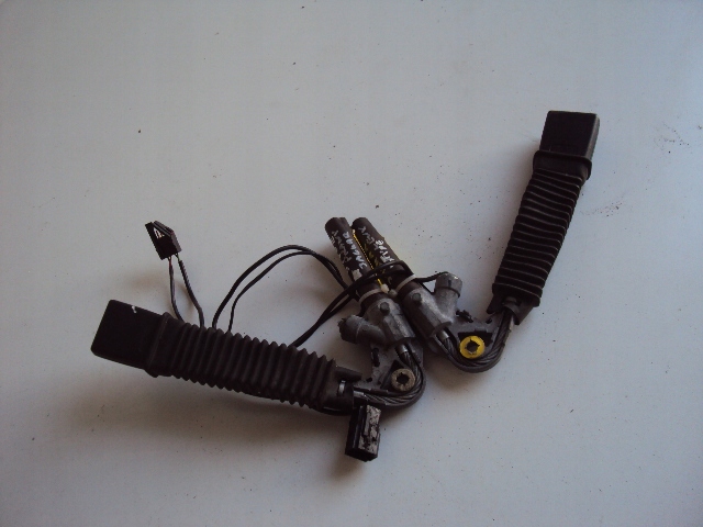 фото №1, Натягувачі ременів перед jaguar s-type