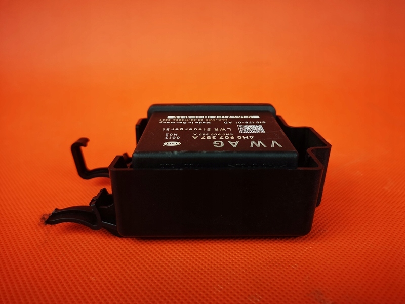 фото №6, Audi a7 4g блок керування модуль світла кронштейн