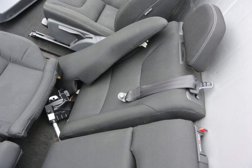фото №10, Сиденья подогрев заднее сиденье обшивки volvo v60 lift