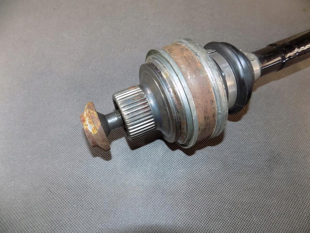 фото №3, Audi a7 4k приводной вал задняя 4n0501203