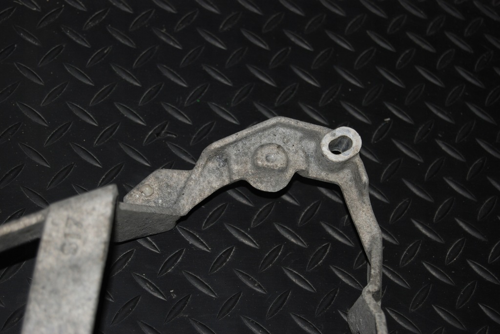 фото №9, Кронштейн компресор audi a8 d3 3.0 tdi 4e0616869d