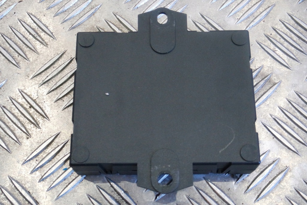 фото №1, Модуль кришки maserati levante 670104525