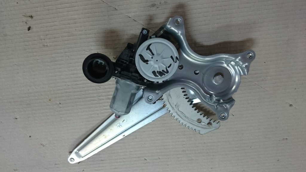 фото №1, Підйомник механізм скло правий задня rav4 rav-4 iv